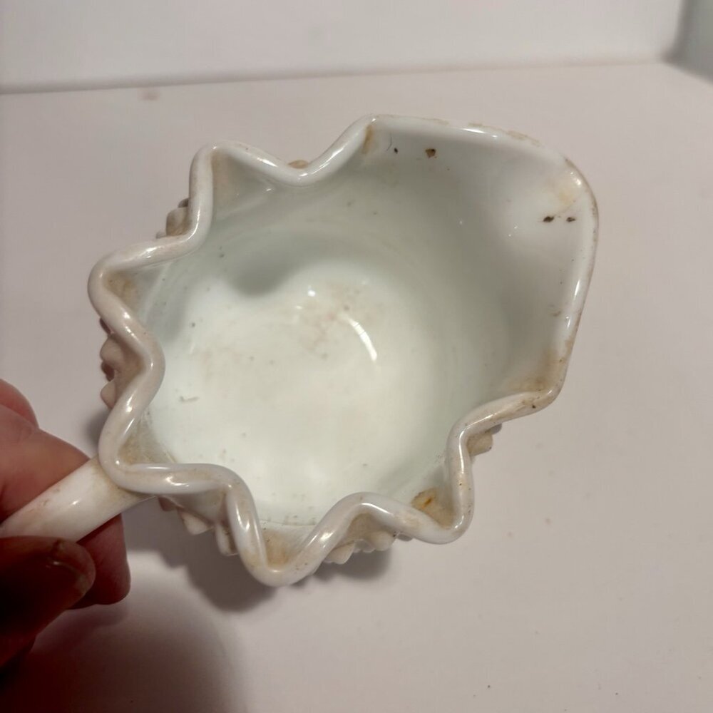 Vintage Old Fenton Milk Glass Hobnail Star Top Sugar and Creamer Set - Picture 4 of 9